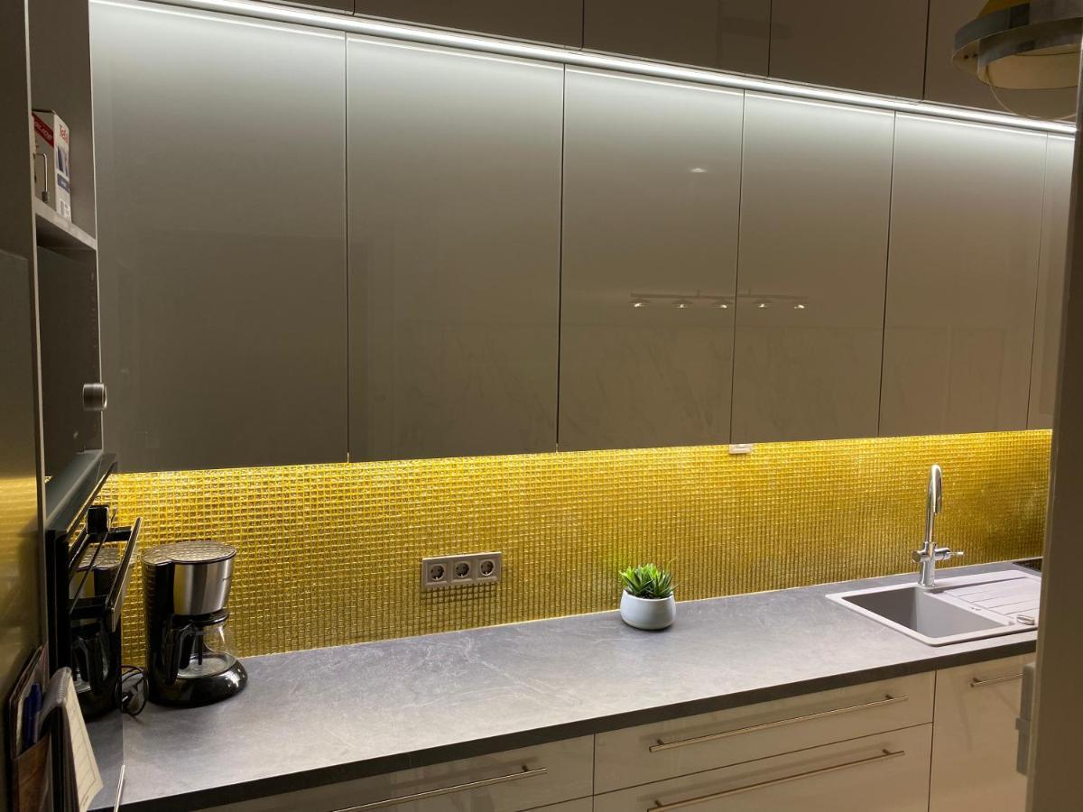 Lonyay Street Apartment Boedapest Buitenkant foto